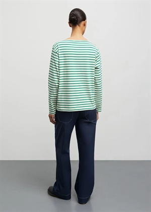Silke soft single ls tee Vanilla Ice/Verdant Green Mads Nørgaard 